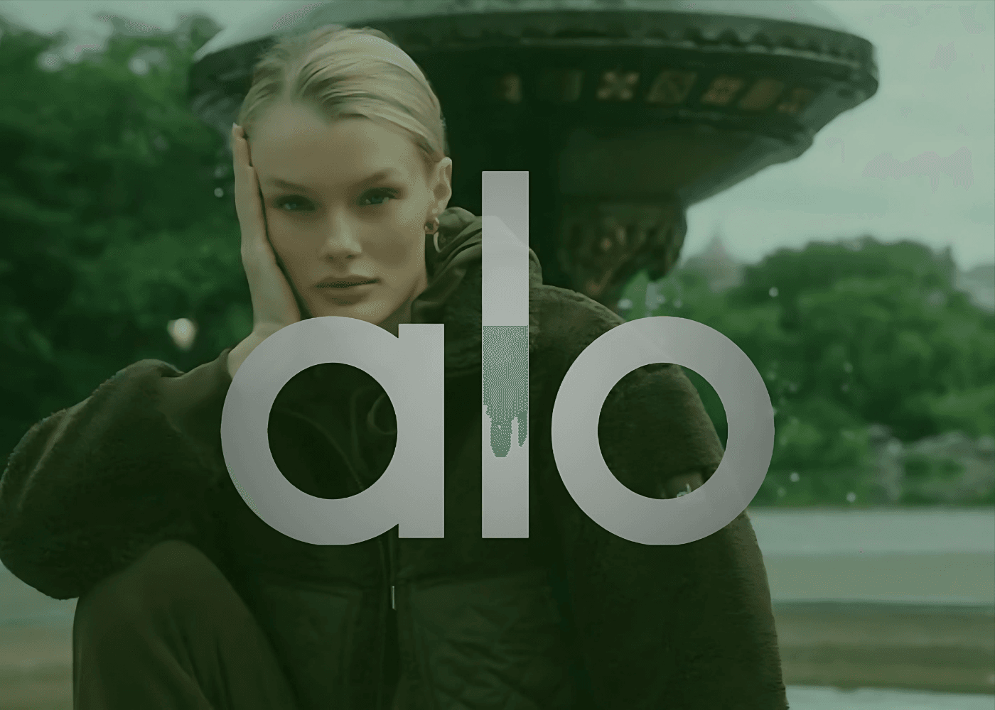 Alo Yoga